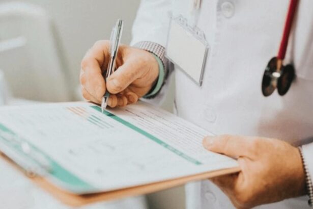 in ultima sedinta din 2025 guvernul vrea sa mai taie o zi din concediu medical al romanilor 6953e0935f63d