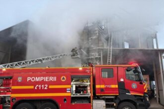incendiu intr un restaurant din oradea chiar inainte de revelion sistemul de ventilatie a luat foc 69553b69eb663