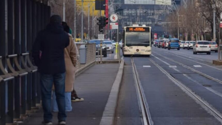 masura radicala anuntata de stb pe fondul prognozei de ninsori in bucuresti cum vor circula autobuzele 694b9e918ba30