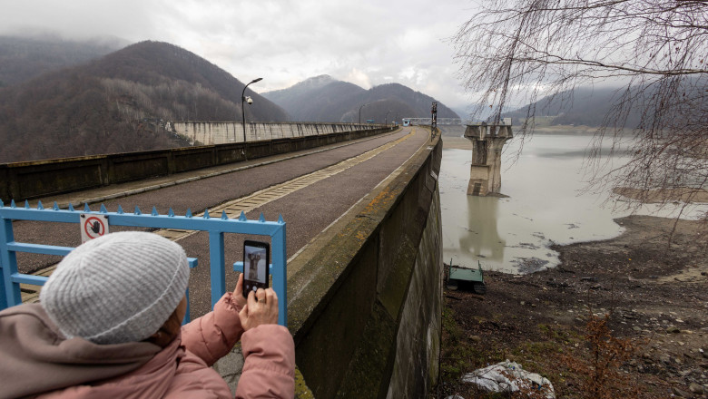 ministrul energiei am decis sa folosim capacitatile disponibile de la ce oltenia si hidroelectrica 69306c59600f8