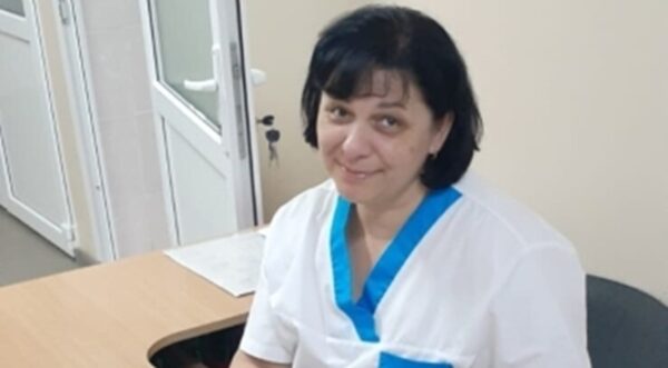 o asistenta medicala mama a doi copii are nevoie de ajutorul nostru sa traiasca foto 693e87ada24b2