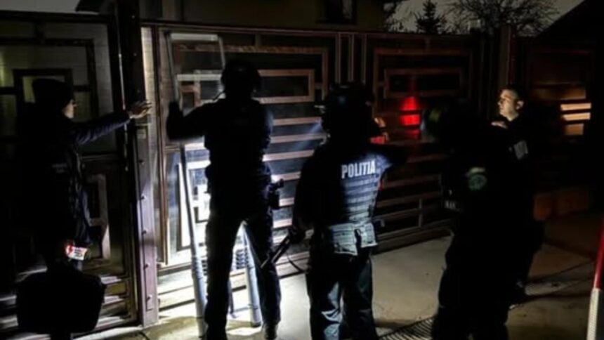 politisti atacati cu drujba in ajunul craciunului in judetul suceava agresorul impuscat si imobilizat foto 694d158873a33