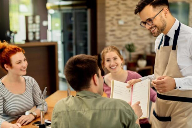 s a dus cu amanta la restaurant iar apoi a vazut sotia cum s a aflat totul 6943efdde7efe