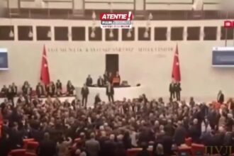 scandal monstru in parlament deputatii din turcia s au luat la bataie 694a2ec2f36a4