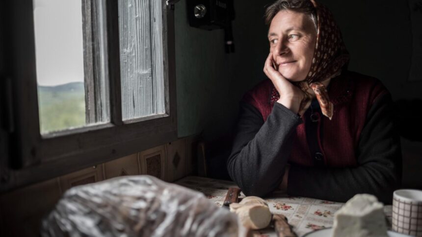 sondaj exploziv romanii nu mai au speranta unui trai mai bun peste 70 cred ca tara merge in directia gresita 6954c766b2e07