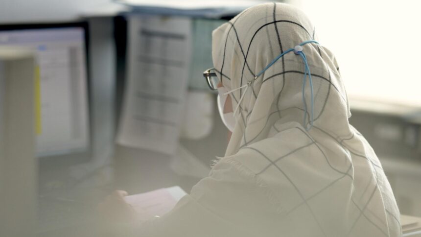 super gripa h3n2 pune marea britanie la incercare scoli inchise spitale pline de oameni si revenirea mastilor in unele regiuni ca in pandemia covid 6938681b4effa