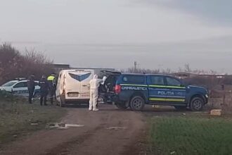 trup carbonizat descoperit intr o masina langa oradea un livrator a sunat la 112 69384e7beacd3