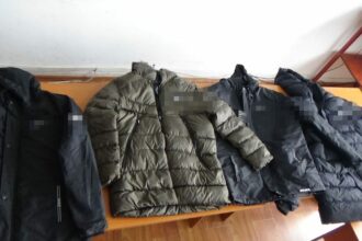 video articole vestimentare contrafacute descoperite in targul din osica de sus 694a67ed79960