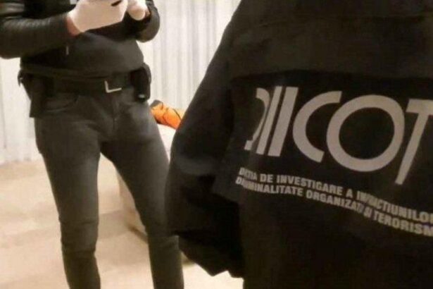 afaceri cu droguri la bucata in slatina traficant infundat de interceptari si de politistii carora le a vandut marfa 695cd11eb3369