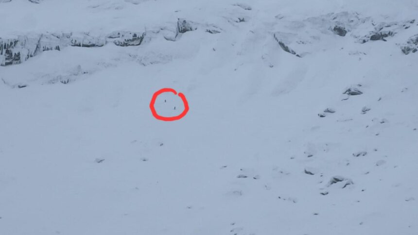 avalanta de mari dimensiuni in muntii fagaras zona balea lac doi schiori au declansat o accidental video 6957b0b5761a8