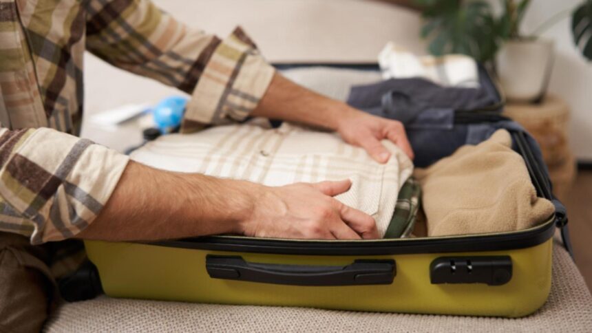 caz socant in capitala un barbat si a facut bagajul si s a predat dupa ce si a ucis fratele 695e277e37304