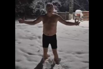 ce face fostul sef anaf cand ramane fara curent scena care a luat prin surprindere internetul video 695cc4769fc64