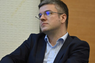 exclusiv darau degeaba punem in lege pachete de relansare ar trebui sa o acceleram prin incredere prin atitudinea noastra de politicieni 697a75752f85c