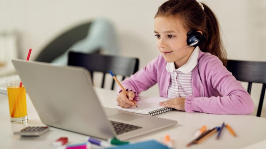 gerul crunt blocheaza scoala elevii trimisi acasa cursuri mutate online in mai multe judete 6965274a8b031