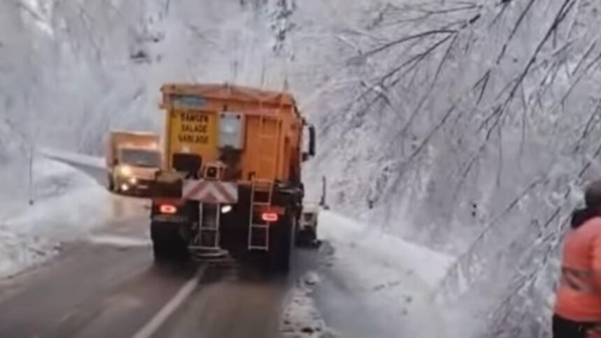 iarna a pus stapanire pe romania drumuri inzapezite si risc major de avalansa la munte video 69633c39c0c26