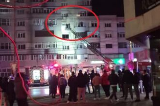 incendiu puternic intr un bloc de locuinte din slatina zeci de oameni evacuati trei persoane transportate la spital videofoto 695c0a3099445