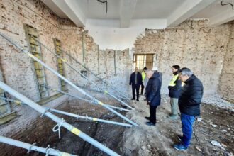 liceul ionita asan din caracal devine scoala ultramoderna primarul ion doldurea a inspectat santierul de consolidare 696e2709adc3f