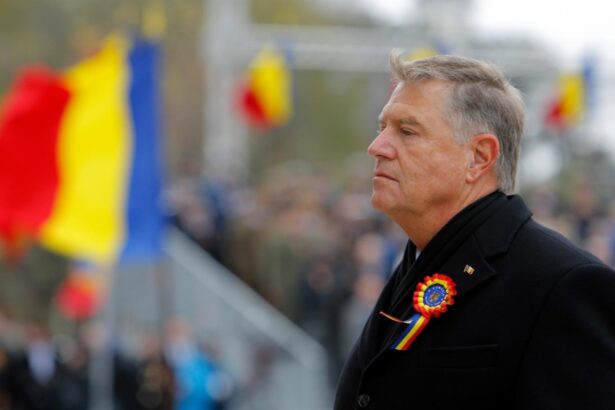 licitatie cu poveste la sibiu cat costa sa stai in scaunul ocupat candva de presedinte 697c7453a8d8c