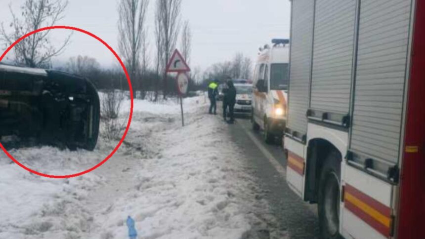 microbuz cu 8 persoane rasturnat in calan o femeie a necesitat ingrijiri medicale 695e22b587782