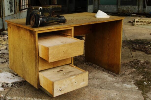 mobila veche transformata in bani bucurestenii vor primi vouchere incepand din februarie 697cd6a8e48f2