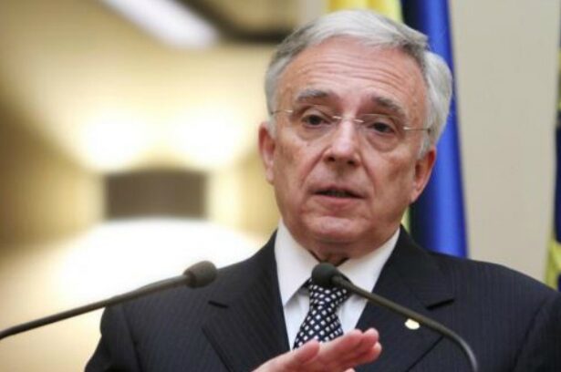 mugur isarescu a facut anuntul despre momentul trecerii romaniei la euro motivul pentru care inca nu a fost adoptata moneda unica a spatiului european 695cbaab213fb