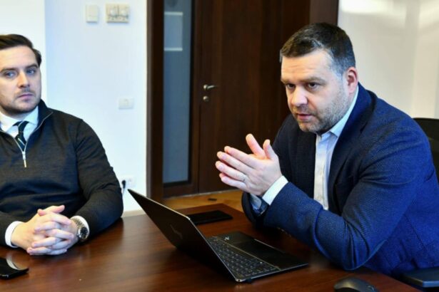 planul disperat al lui ciprian ciucu pentru a aduce bani la pmb soferii cei mai afectati de masurile dure se vor da amenzi pe banda rulanta 696f4fba2677c