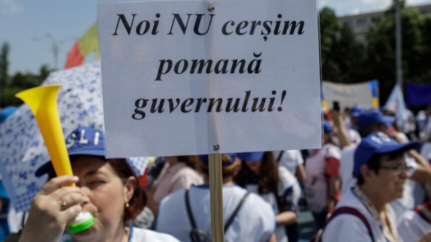 revolta in educatie din cauza austeritatii impuse de bolojan sindicalistii pregatesc greva generala studentii ameninta cu proteste 697318f85db6d