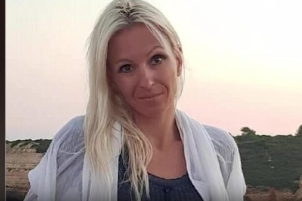 rezista raluca rogoz pusa de bolojan la achizitii publice apropiata de clotilde armand 69621beb417ea