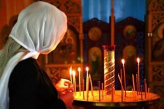 sarbatoare mare pe 30 ianuarie sfintii trei ierarhi cruce rosie in calendar ce nu ai voie sa faci azi 697c3f65701a0