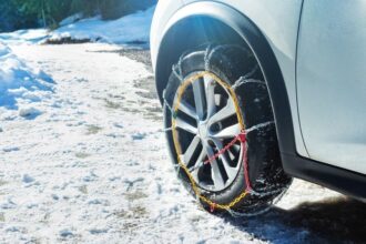 siguranta rutiera pe timp de iarna recomandarile ipj olt pentru soferi 6967626926093