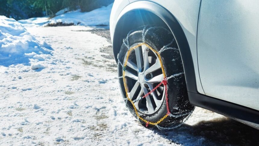 siguranta rutiera pe timp de iarna recomandarile ipj olt pentru soferi 6967626926093