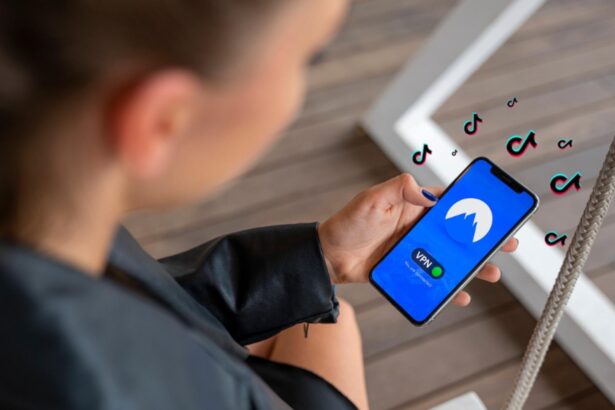 solutia radicala impotriva dependentei de ecrane cum a reusit un mic patrat de plastic sa invinga algoritmii tiktok si instagram video 6963458dadb10