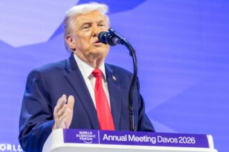 trump vorbeste despre un acord viitor in curs de negociere cu groenlanda acces total nu exista sfarsit nu exista limita de timp 697226537b2e2