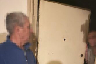 un barbat din slatina care se ratacise ajutat de jandarmi sa ajunga acasa 697c9693e89f9