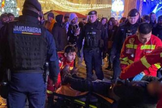 un barbat din timisoara a ajuns la spital dupa ce a cazut in pasajul subteran din piata victoriei din centrul orasului in noaptea de revelion 69565258eb3c2