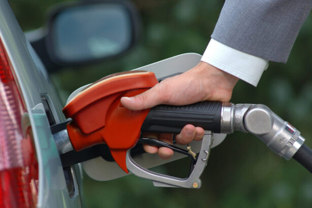 video preturile la carburanti cresc in noaptea de anul nou cat va costa un plin dupa majorarea accizelor 69563e482b1cf