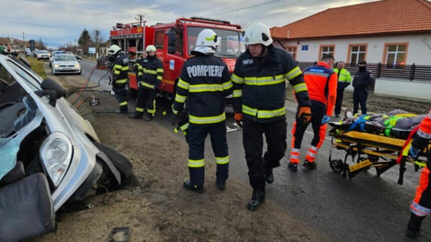 accident grav in judetul saru mare intre corod si culciu mic cinci persoane ranite dintre care trei minori 699d77960d8ea