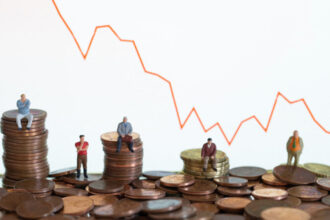 analiza romania a intrat in recesiune tehnica adrian codirlasu economia nu merge bine va fi greu de iesit din aceasta situatie 698efe278ea14