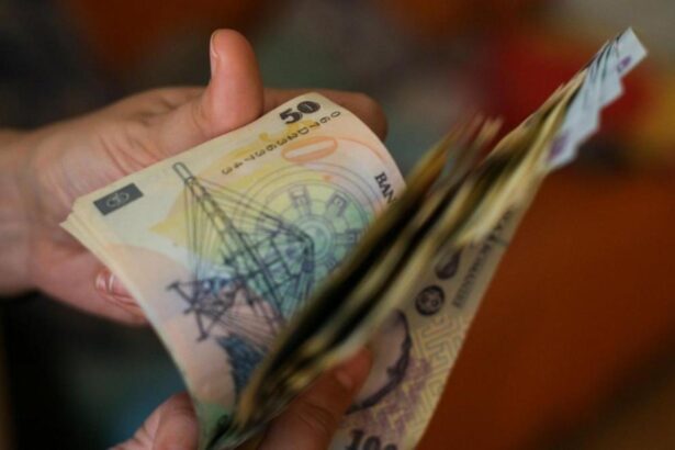 austeritate marca bolojan guvernul taie finantarea studentilor romani in favoarea doctoranzilor africani 69a16e7e85590