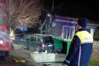 cascadorie periculoasa pe o strada din olt cum a reusit un sofer sa parcheze masina 6986fb5a1649f