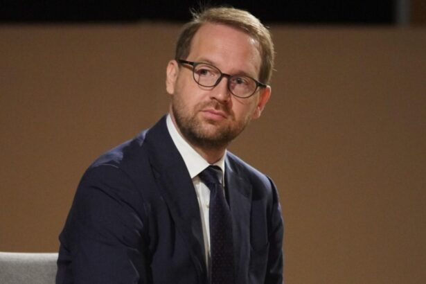 dominic fritz atac la bolojan guvernul are o comunicare execrabila pe tema taxelor locale 699a16be54cca