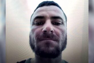 emil ganj este cautat de mai bine de 7 luni pentru crima in tot acest timp zeci de politisti il cauta si reclama neplata orelor suplimentare 698c36cd4c8d7