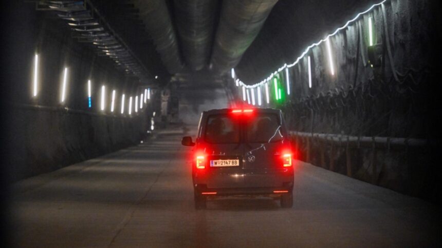 europa sapa istorie trei tari se unesc sub munti pentru cel mai lung tunel feroviar construit vreodata 699160ba9649d