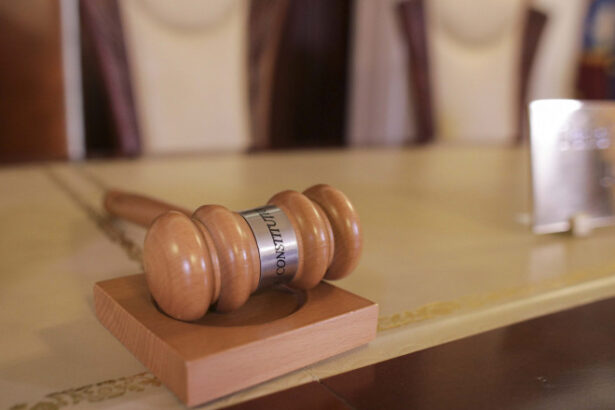 firmele nu vor mai putea fi scoase din licitatii doar pentru ca sunt anchetate penal ccr este incalcata prezumtia de nevinovatie 698351dd61109