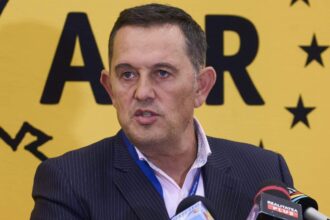 gheorghe piperea demers in instanta pentru blocarea taxelor uriase impuse de bolojan primul termen este pe 12 februarie 6985e3dce1877