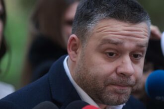 gratuitatea la transportul public in pericol pentru pensionarii cu venituri primarul general ciprian ciucu continua taierile pe modelul bolojan 69819f1b3fd36