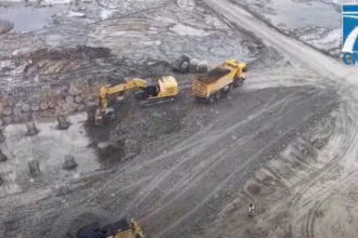 lucrari la unul din cele mai complexe noduri rutiere din romania sunt mobilizati 300 de muncitori si 75 de utilaje 69987a543d04c