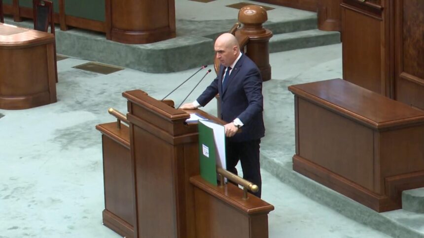 motiunile simple la adresa lui bolojan si a unor ministri usr au cazut opozitia ameninta cu motiune de cenzura video 698a278e92d59