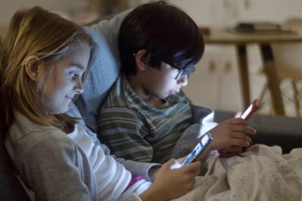 o fetita de 5 ani eroina in franta si a salvat mama care a suferit un stop cardiac sub ochii ei 699c68c936e33