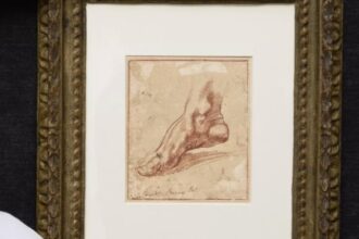 o schita a lui michelangelo estimata la 2 milioane de dolari s a vandut de 13 ori mai scump 6989eafa2c4f5